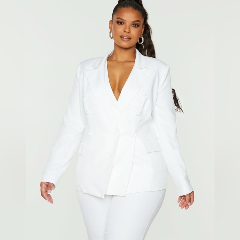 PrettyLittleThing White Plus Long Sleeve Collared Fitted Blazer 20 - Picture 2 of 9